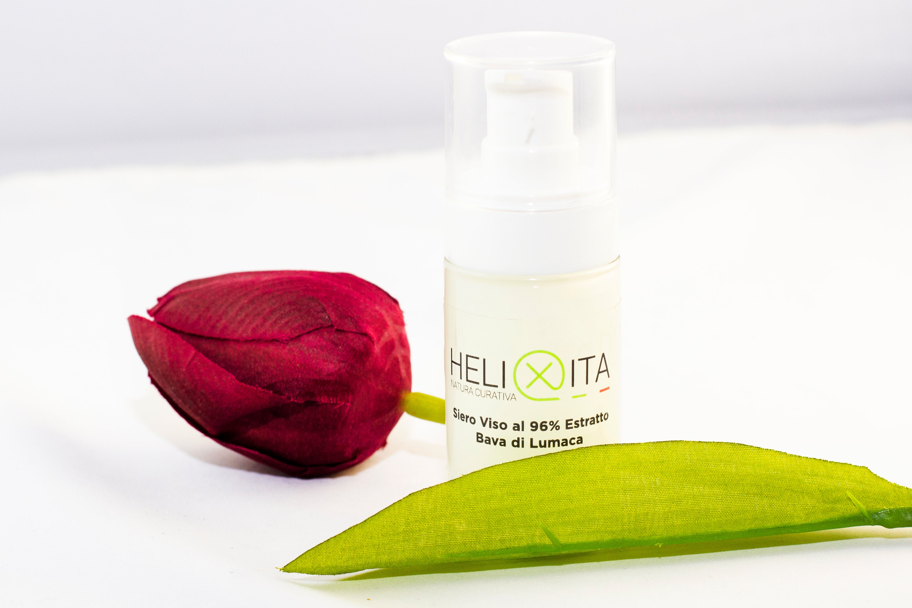 Siero viso e bava di lumaca pura: come applicarli e a cosa servono