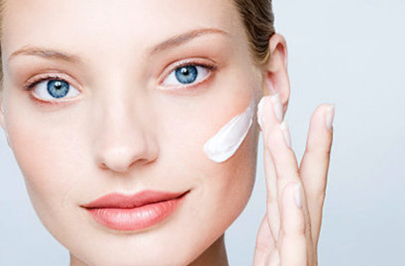 Pelle disidratata: ecco come nutrirla in maniera efficace