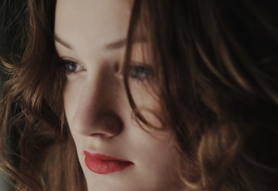 Pelle senza macchie e rossori: trucchi e consigli